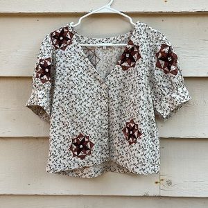 Madewell quilt inspired blouse. Light and perfect for summer days.